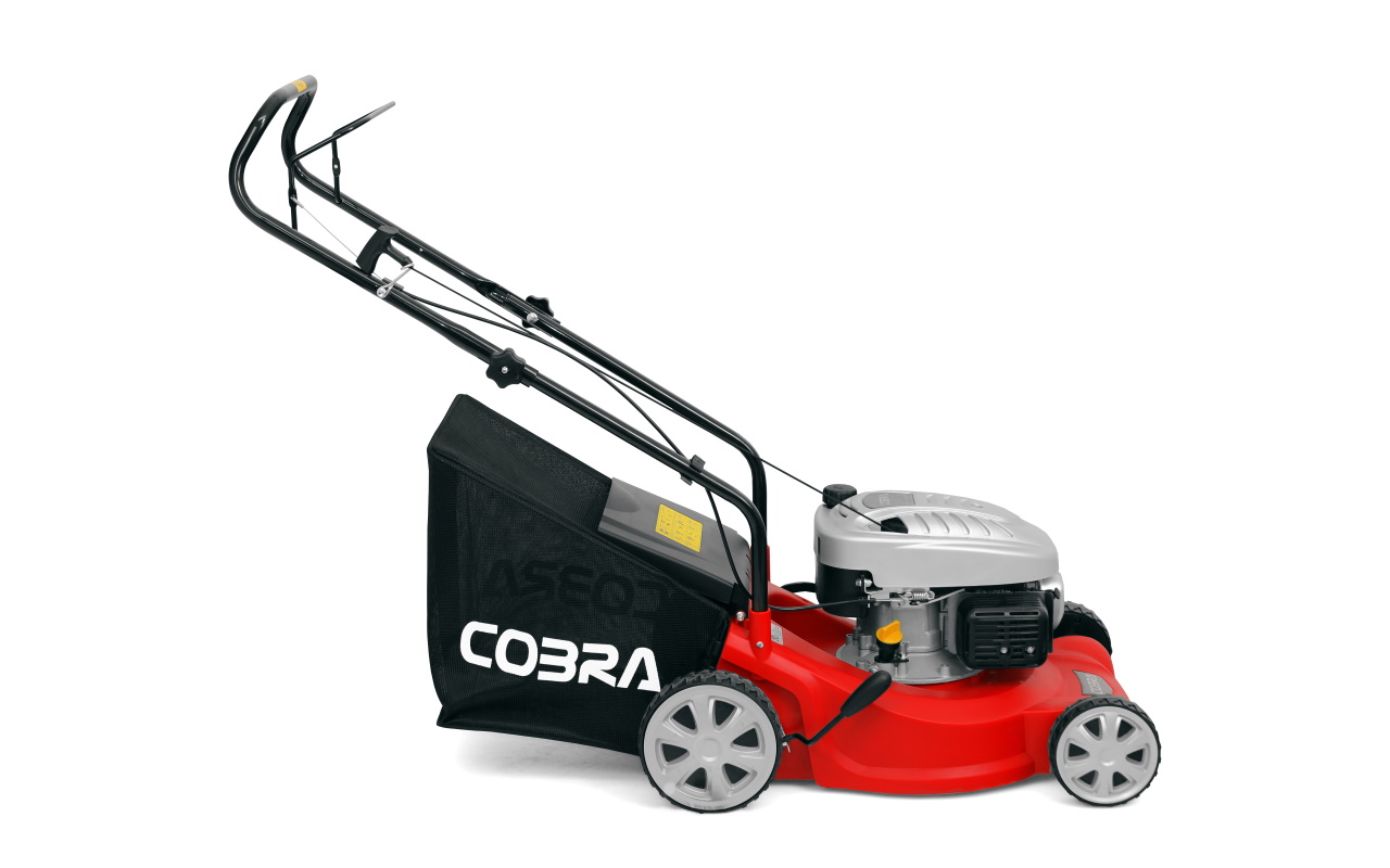 Cobra 16" Push Mower - Image 2